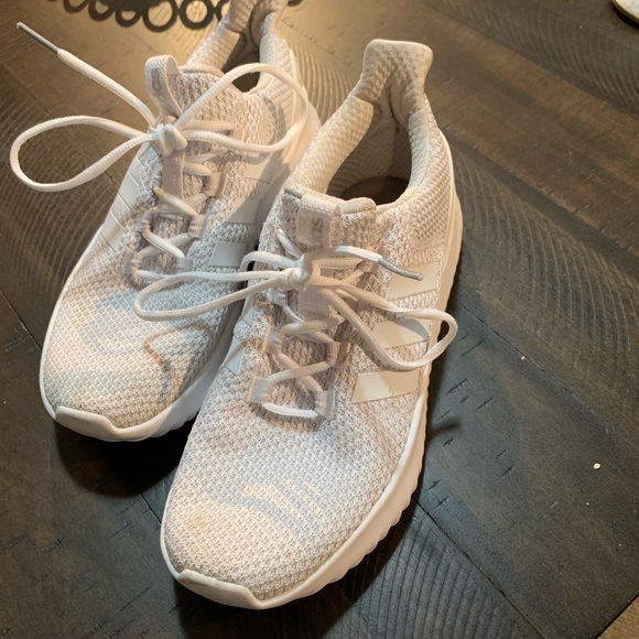 Adidas cloudfoam shoes - Picture 1 of 5